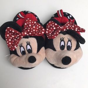 ♥️ Little Girls Minnie Mouse plush slippers ❤️🎃